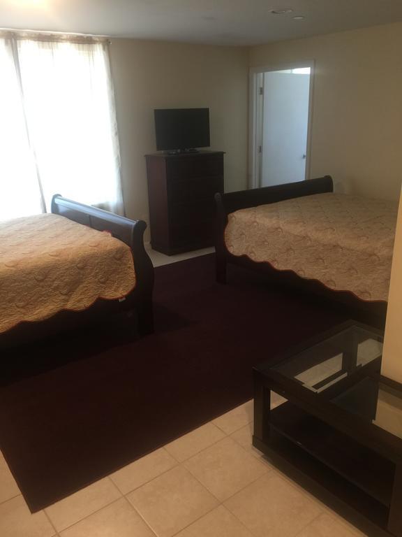 Misquamicut Beach Front Inn 웨스털리 외부 사진