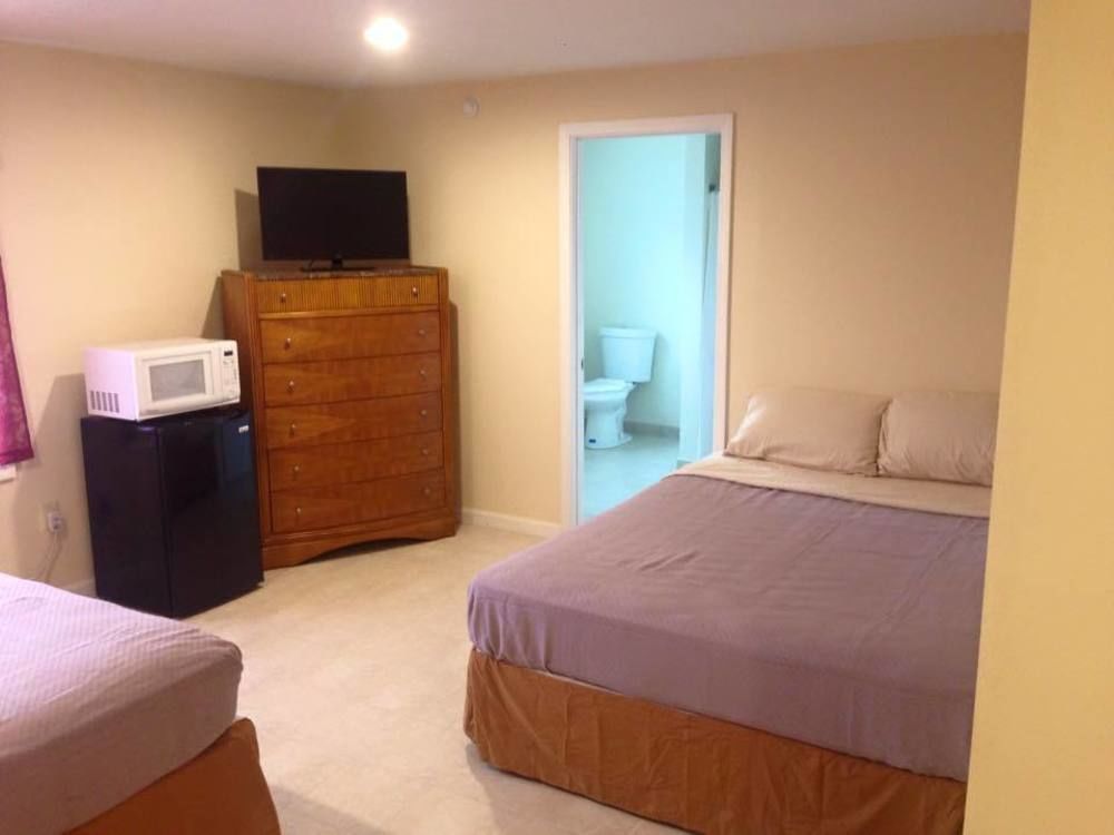 Misquamicut Beach Front Inn 웨스털리 외부 사진