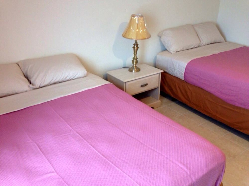Misquamicut Beach Front Inn 웨스털리 외부 사진