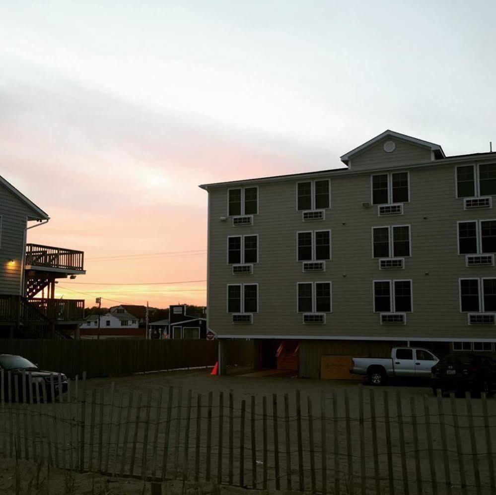 Misquamicut Beach Front Inn 웨스털리 외부 사진